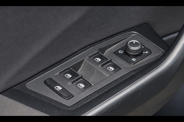 Volkswagen T-Roc 1.5 TSI Style DSG|ACC|PDC|CARPLAY|NAVI|