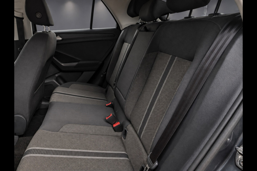 Volkswagen T-Roc 1.5 TSI Style DSG|ACC|PDC|CARPLAY|NAVI|