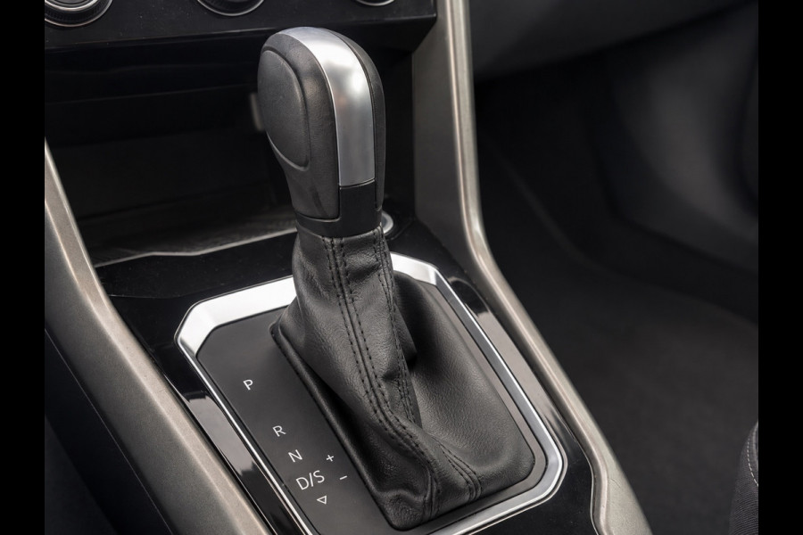 Volkswagen T-Roc 1.5 TSI Style DSG|ACC|PDC|CARPLAY|NAVI|