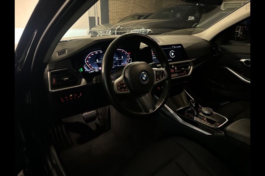 BMW 3 Serie Touring 330e M Sport High Executive Camera|97%