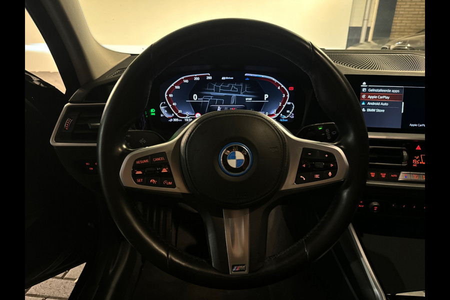 BMW 3 Serie Touring 330e M Sport High Executive Camera|97%