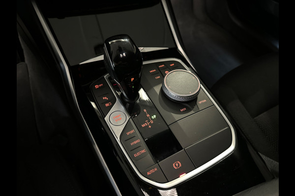 BMW 3 Serie Touring 330e M Sport High Executive Camera|97%