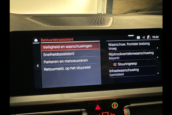 BMW 3 Serie Touring 330e M Sport High Executive Camera|97%
