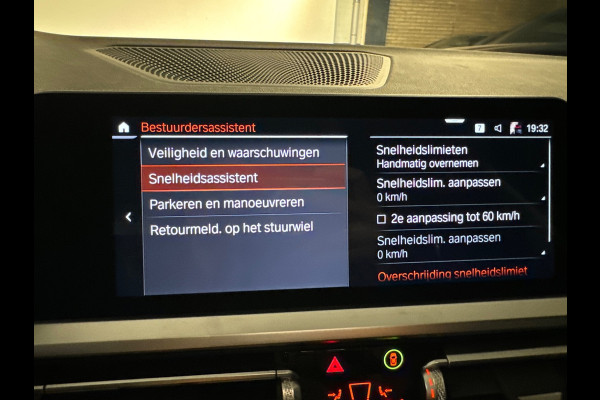 BMW 3 Serie Touring 330e M Sport High Executive Camera|97%