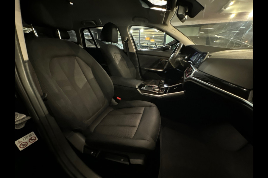 BMW 3 Serie Touring 330e M Sport High Executive Camera|97%