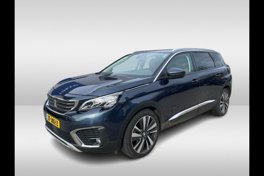 Peugeot 5008 1.2 PureTech Blue Lease Premium 7p. / 1e Eign. / Camera / Leder / CarPlay / 19'' / Elektr. best.stoel / Stoelverwarming / DAB / Cruise Control