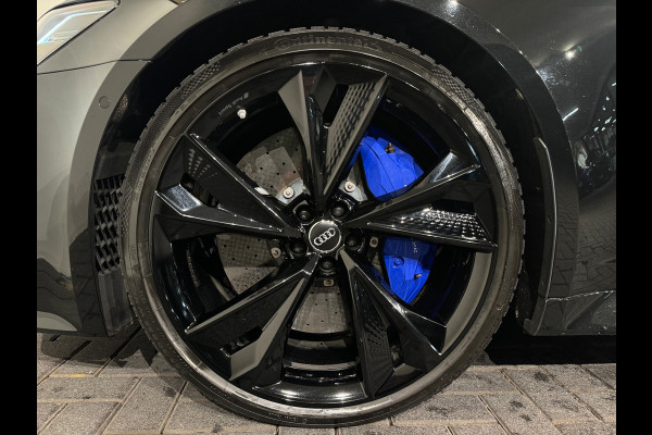Audi RS6 Avant TFSI quattro Pano|Keramisch|Trekhaak|B&O|Softclose