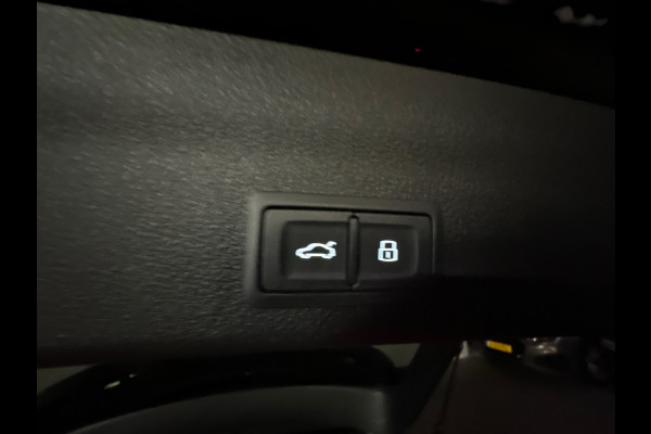 Audi RS6 Avant TFSI quattro Pano|Keramisch|Trekhaak|B&O|Softclose