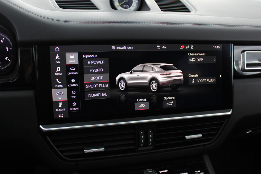 Porsche Cayenne Coupé 3.0 E-Hybrid / Trekhaak / Panoramadak / 360Camera / Head-up / Burmester / Softclose / Keyless / 21'' / Luchtvering / Nachtzicht / Carbon intr. / Sportdesign+Chrono / Stoelventilatie+Verwarming / Dodehoek