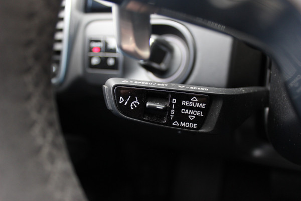 Porsche Cayenne Coupé 3.0 E-Hybrid / Trekhaak / Panoramadak / 360Camera / Head-up / Burmester / Softclose / Keyless / 21'' / Luchtvering / Nachtzicht / Carbon intr. / Sportdesign+Chrono / Stoelventilatie+Verwarming / Dodehoek