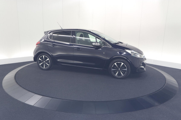 Peugeot 208 PureTech 110 PK Tech Edition | Camera | Apple Carplay | Parkeersensoren | Navigatie