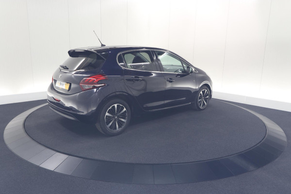 Peugeot 208 PureTech 110 PK Tech Edition | Camera | Apple Carplay | Parkeersensoren | Navigatie