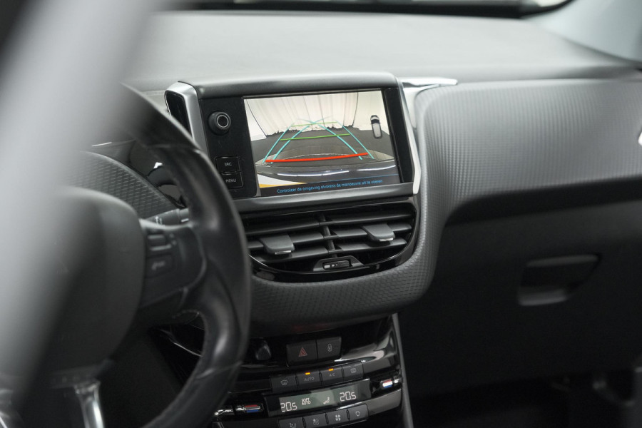Peugeot 208 PureTech 110 PK Tech Edition | Camera | Apple Carplay | Parkeersensoren | Navigatie