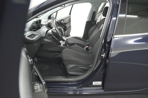 Peugeot 208 PureTech 110 PK Tech Edition | Camera | Apple Carplay | Parkeersensoren | Navigatie