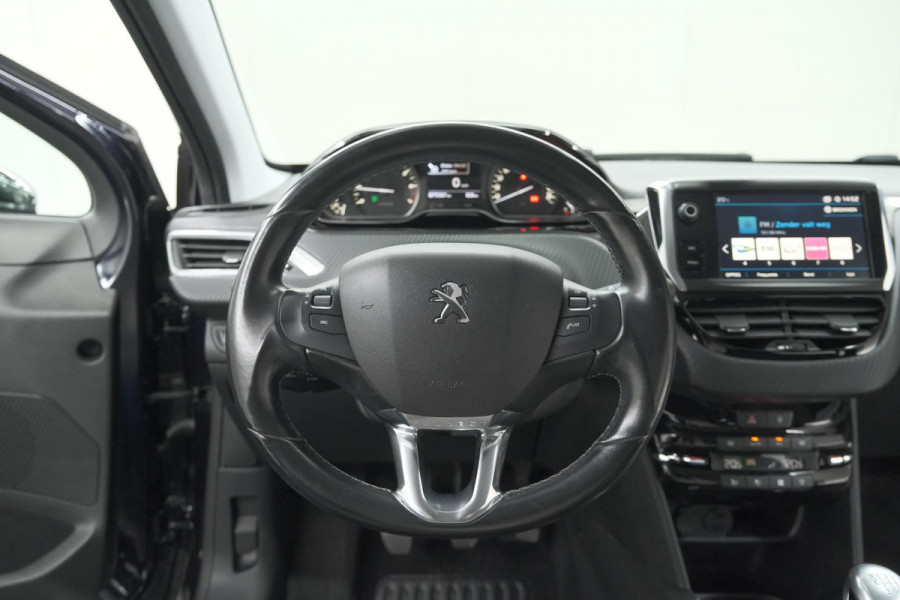 Peugeot 208 PureTech 110 PK Tech Edition | Camera | Apple Carplay | Parkeersensoren | Navigatie