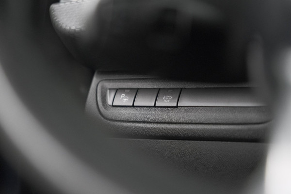Peugeot 208 PureTech 110 PK Tech Edition | Camera | Apple Carplay | Parkeersensoren | Navigatie