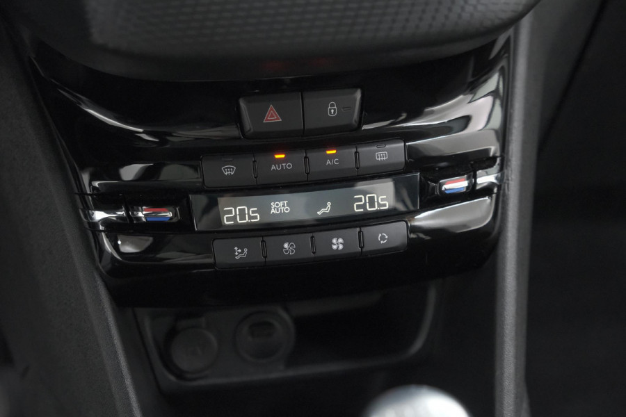 Peugeot 208 PureTech 110 PK Tech Edition | Camera | Apple Carplay | Parkeersensoren | Navigatie