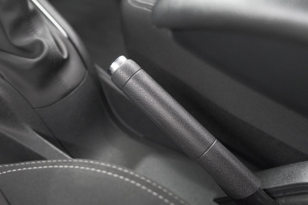 Peugeot 208 PureTech 110 PK Tech Edition | Camera | Apple Carplay | Parkeersensoren | Navigatie