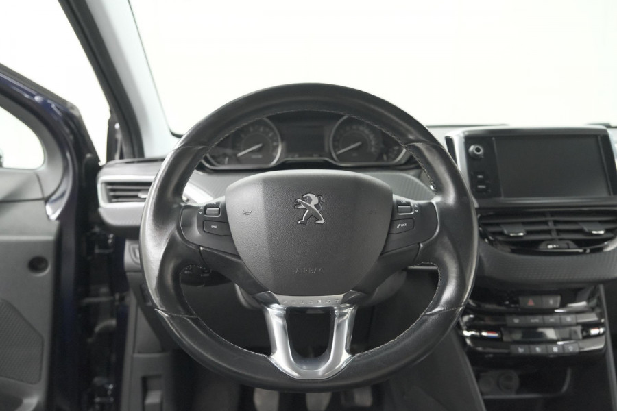 Peugeot 208 PureTech 110 PK Tech Edition | Camera | Apple Carplay | Parkeersensoren | Navigatie