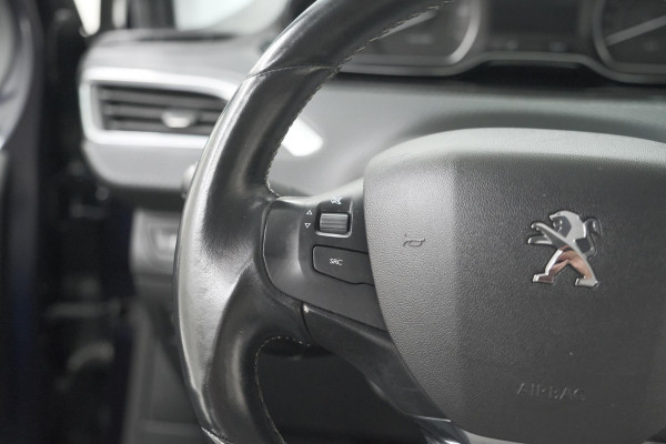 Peugeot 208 PureTech 110 PK Tech Edition | Camera | Apple Carplay | Parkeersensoren | Navigatie