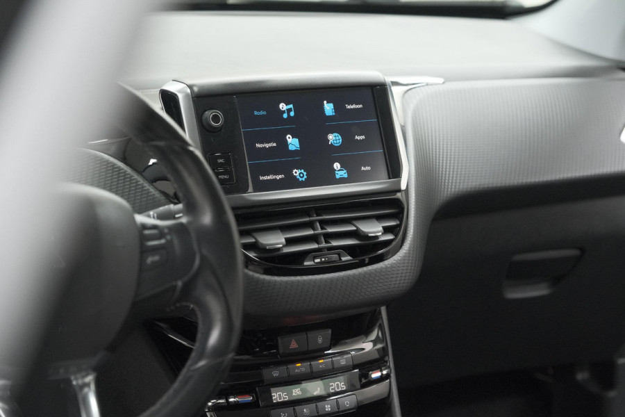 Peugeot 208 PureTech 110 PK Tech Edition | Camera | Apple Carplay | Parkeersensoren | Navigatie