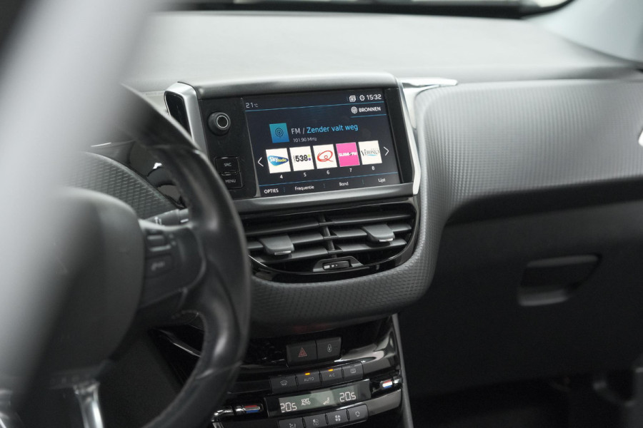 Peugeot 208 PureTech 110 PK Tech Edition | Camera | Apple Carplay | Parkeersensoren | Navigatie