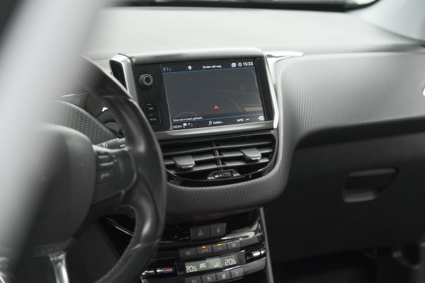 Peugeot 208 PureTech 110 PK Tech Edition | Camera | Apple Carplay | Parkeersensoren | Navigatie