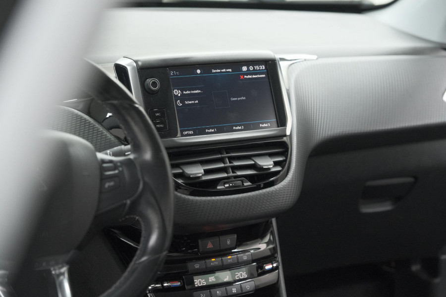 Peugeot 208 PureTech 110 PK Tech Edition | Camera | Apple Carplay | Parkeersensoren | Navigatie