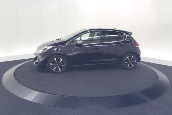 Peugeot 208 PureTech 110 PK Tech Edition | Camera | Apple Carplay | Parkeersensoren | Navigatie
