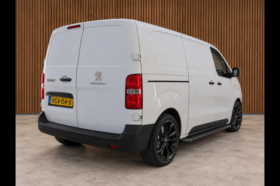 Peugeot Expert 2.0 BlueHDI 180 | CarPlay | Camera | Navigatie | Blind Spot | Lederen bekleding | Alarm | Airco | DAB | Orig. NL auto | Nieuwe APK