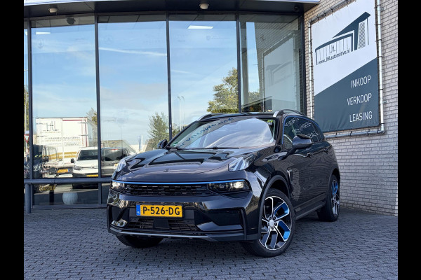 Lynk & Co 01 1.5*PLUG-IN*NAVI*PANO*CAM*ACC*CARPLAY*ECC*LED*