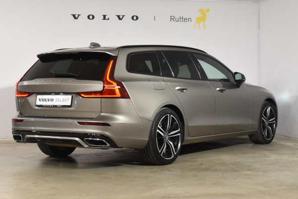 Volvo V60 T8 Twin Engine 390PK Automaat AWD R-Design / Adaptive Cruise Control / 360 Camera / Harman Kardon / Stoel- en stuurverwarming / Stoelverwarming achter / Trekhaak elektrisch wegklapbaar / Elektrische stoelen met geheugen