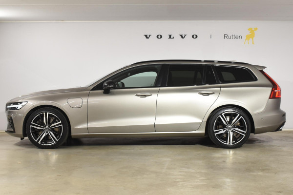 Volvo V60 T8 Twin Engine 390PK Automaat AWD R-Design / Adaptive Cruise Control / 360 Camera / Harman Kardon / Stoel- en stuurverwarming / Stoelverwarming achter / Trekhaak elektrisch wegklapbaar / Elektrische stoelen met geheugen