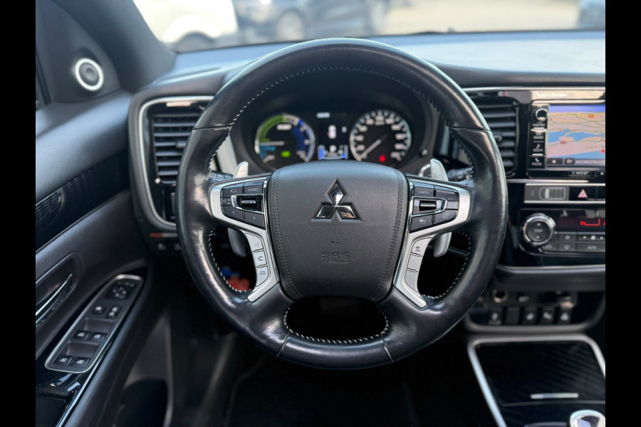 Mitsubishi Outlander 2.4 PHEV S-Edition 2019 Zwart 224pk