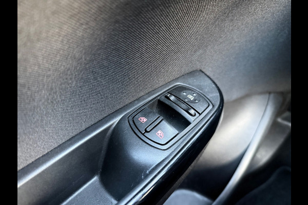 Opel Corsa 1.4 Benzine 90pk 120 Jaar Edition 2019 Zwart Navi Airco Climate