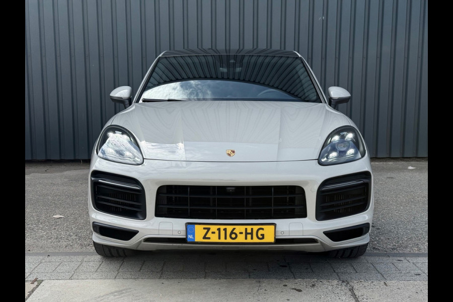 Porsche Cayenne Coupé 3.0 E-Hybrid Grijs 2021 341pk Carbondak Sport Chrono Porsche Approved