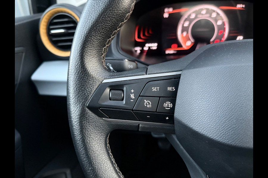 Seat Ibiza 1.0 Benzine Style 80pk 2023 Zwart CarPlay Led