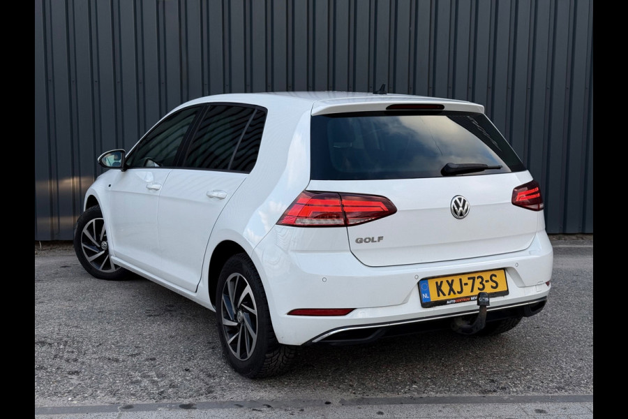 Volkswagen Golf 1.0 TSI 86pk Trendline 2019 Wit Trekhaak Led