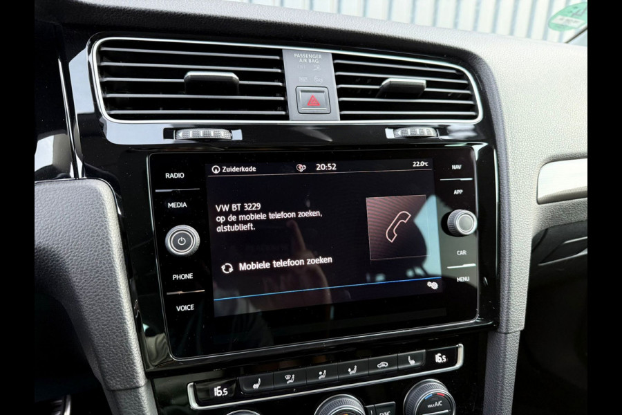 Volkswagen Golf Variant 1.0 TSI Highline 110pk Grijs 2018