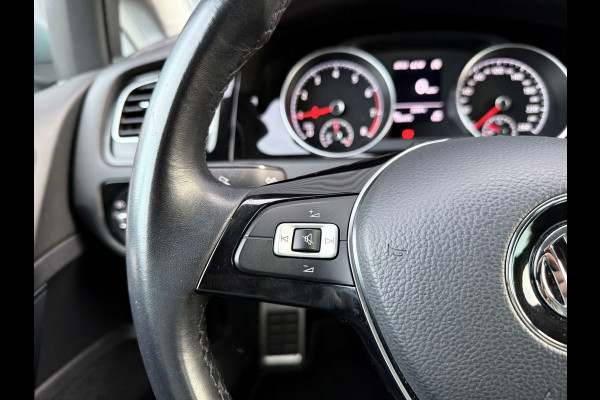 Volkswagen Golf Variant 1.0 TSI Highline 110pk Grijs 2018
