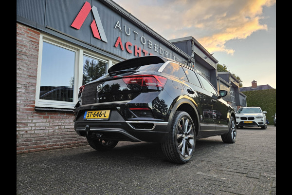 Volkswagen T-Roc 1.5 TSI Sport Trekhaak! Panorama/Schuifak! Carplay! Mooie/Nette Auto! NAP! LED! Leer!