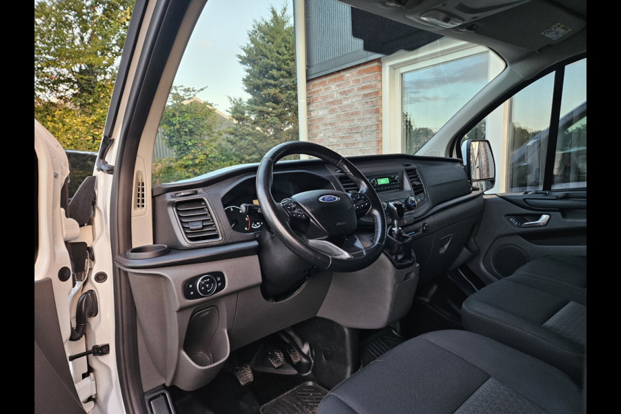 Ford Transit Custom 300 2.0 TDCI L2H1 Trend Trekhaak! 3-Zitplaatsen! 131PK! Mooie/Nette Bus! Airco!