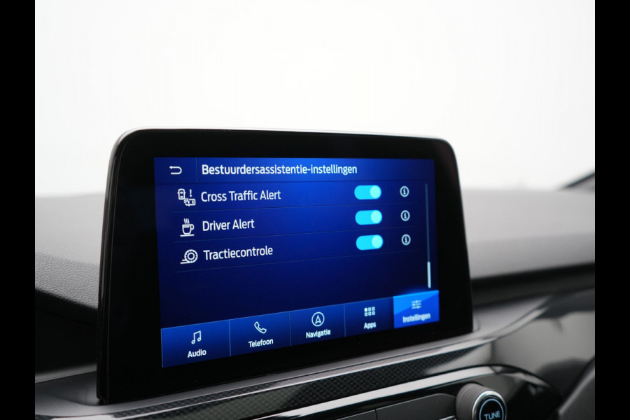 Ford Kuga 2.5 PHEV ST-Line X 225pk Dealer O.H. | SOH 89,8% | Trekhaak Af Fabriek | Panodak | Adaptive Cruise | Head Up | 360 Camera | Bang & Olufsen Audio | Alcantara Sportstoelen & Stuur Verwarmd | Keyless | BLIS | Apple Carplay | 20"L.M | Plug In Hybrid |