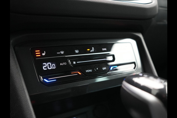 Volkswagen Tiguan 1.4 TSI eHybrid Elegance PHEV 245pk Dealer O.H. | SOH 88,4% | Trekhaak Af Fabriek | Adaptive Cruise | Camera | Alcantara Sportstoelen Massage & Verwarmd | Stuur Verwarmd | Apple Carplay | Navigatie | DAB | Plug In Hybrid |