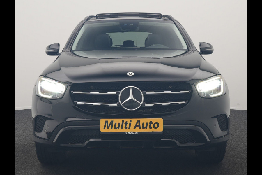 Mercedes-Benz GLC 300e 4MATIC Premium PHEV 320pk Dealer O.H. | Panodak | Camera | Sfeerverlichting | Sportstoelen Verwarmd | Apple Carplay | Navigatie | DAB | Plug In Hybrid |