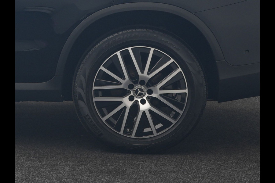 Mercedes-Benz GLC 300e 4MATIC Premium PHEV 320pk Dealer O.H. | Panodak | Camera | Sfeerverlichting | Sportstoelen Verwarmd | Apple Carplay | Navigatie | DAB | Plug In Hybrid |