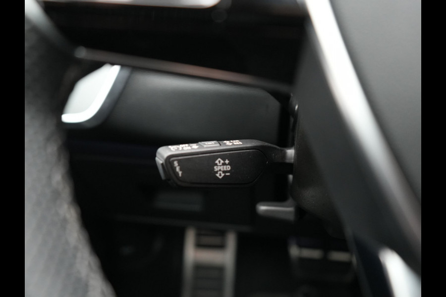 Audi A6 Avant 55 TFSI e Quattro 2x S Line PHEV 367pk Dealer O.H. | Trekhaak Af Fabriek | Panodak | Matrix LED | Alcantara Sportstoelen Memory & Verwarmd | Camera | Keyless | 20"L.M | Navigatie | DAB | Cruise Control | Plug In Hybrid |