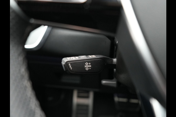 Audi A6 Avant 55 TFSI e Quattro 2x S Line PHEV 367pk Dealer O.H. | Trekhaak Af Fabriek | Panodak | Matrix LED | Alcantara Sportstoelen Memory & Verwarmd | Camera | Keyless | 20"L.M | Navigatie | DAB | Cruise Control | Plug In Hybrid |