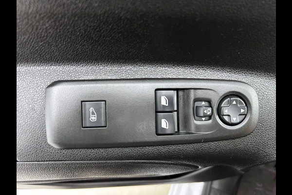 Opel Combo 1.5 BlueHDi 130pk L2 Automaat Apple Carplay/ Android Auto Navigatie Trekhaak Airco Camera Cruise Control Parkeersensoren V+A DAB