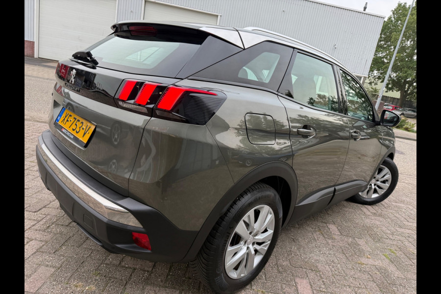 Peugeot 3008 1.2i TURBO 2019 131PK! ALLURE PACK EXE AUTOMAAT LEDER CARPLAY